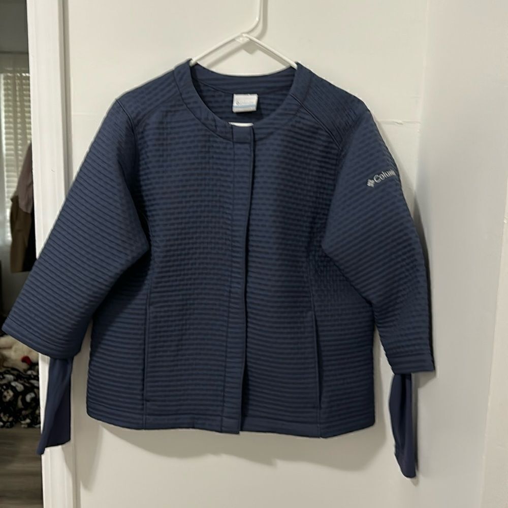 COLUMBIA JACKET SIZE LARGE